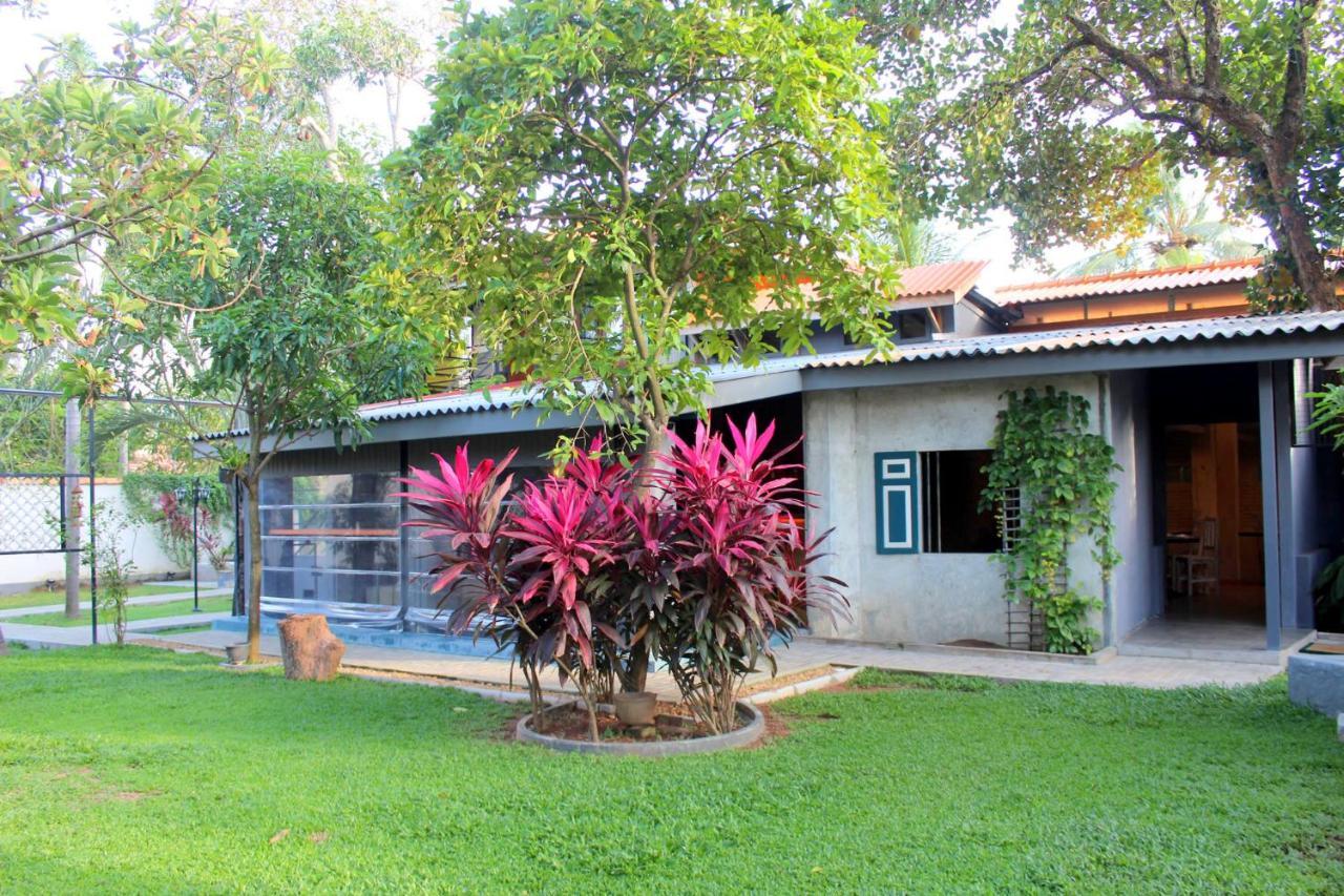 Morning Star Resorts Negombo Luaran gambar