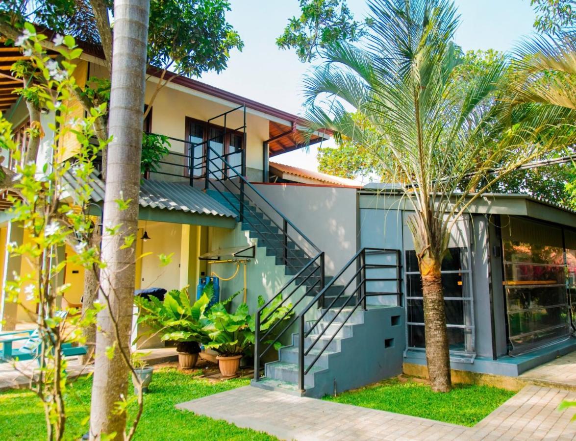 Morning Star Resorts Negombo Luaran gambar